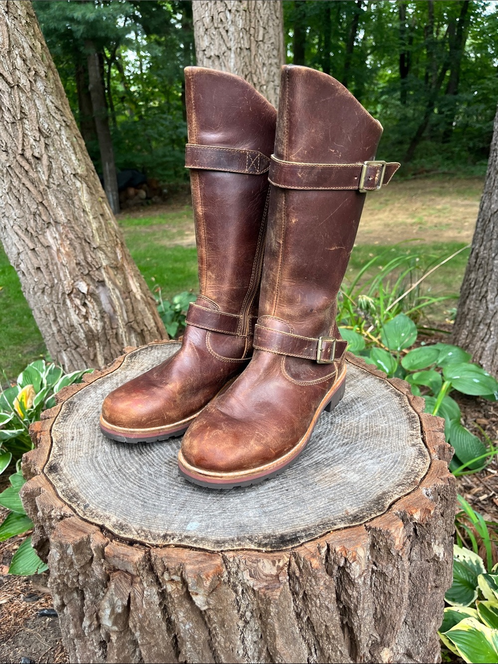 Patagonia Tin Shed tall boots Women's Brown Leather Mid-Calf Heeled Buckle Boots